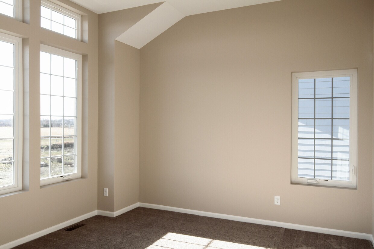 Primary Photo - Available Townhouse for Rent!
