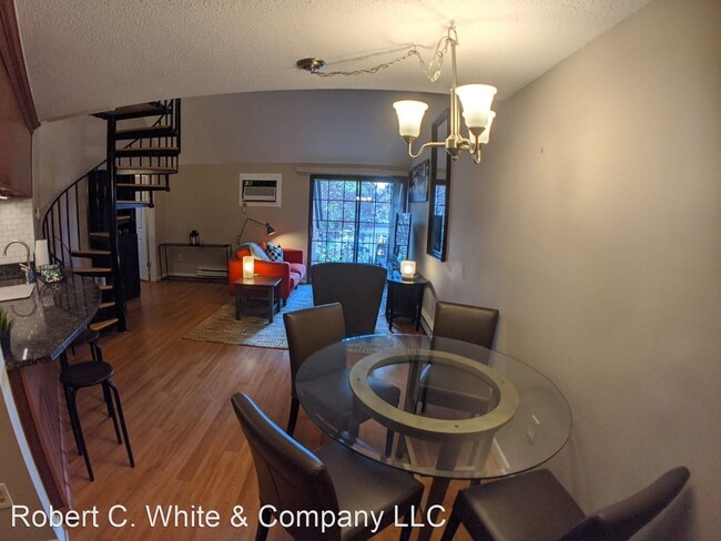 Building Photo - 2 br, 2 bath House - 38 North Main Street ...