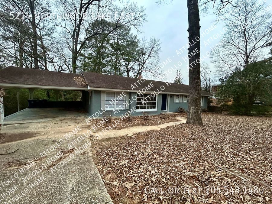 Foto principal - 3 Bed 2 Bath Cozy Lake View Home in Northw...