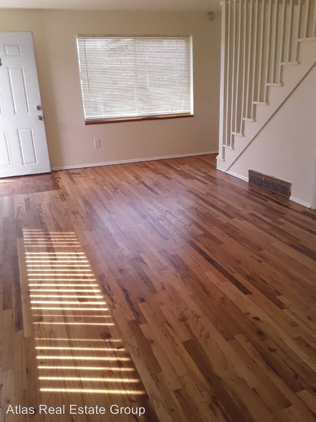Foto principal - 7240 Tennyson St