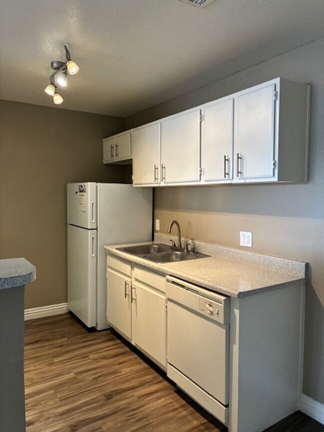 Interior Photo - Mandalay Bay Apartments
