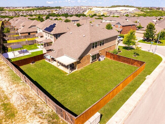 Building Photo - Primary & Secondary Bedroom Down – Oversiz...