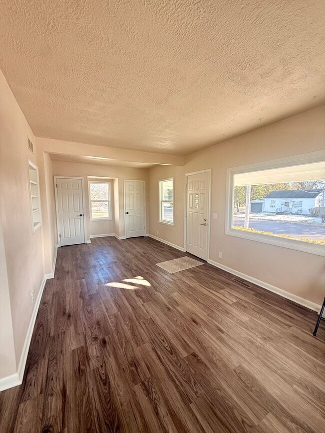 Foto del edificio - 2 story in Loves Park