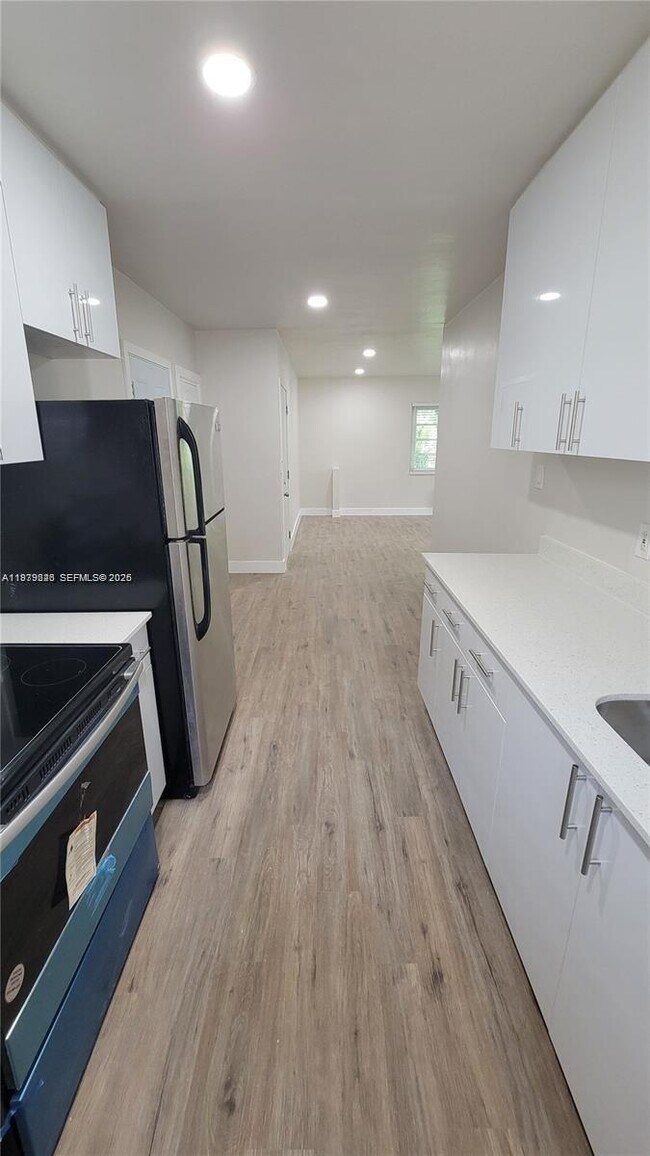 Foto del edificio - 1533 Jefferson Ave