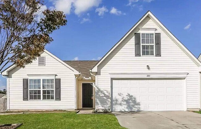 Building Photo - 2103 Cool Springs Ct