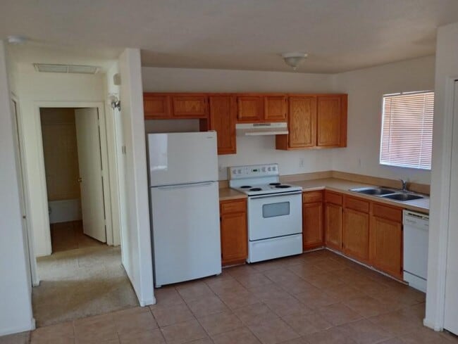 Building Photo - 2 bedroom in Arizona City AZ 85123