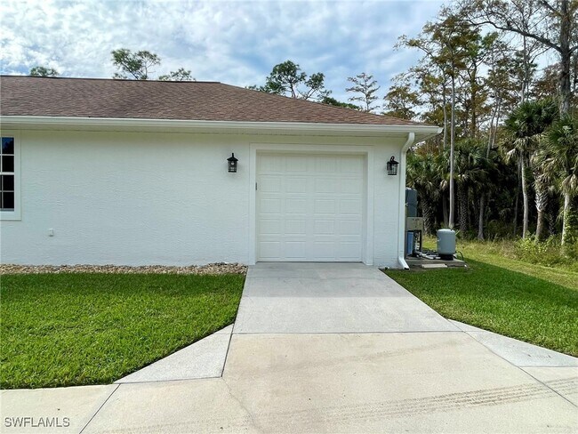 Building Photo - 6171 Lancewood Way