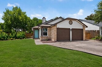 Building Photo - 801 Kavanagh Dr