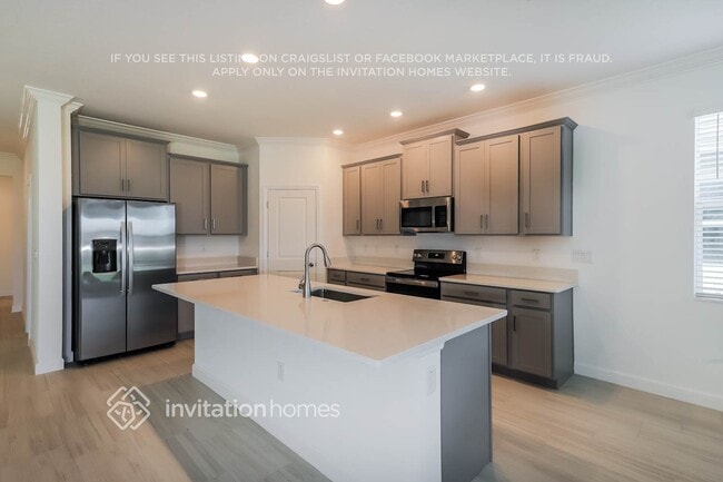 Foto del edificio - 14235 20th St E