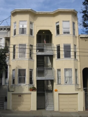 Building Photo - 22-26 Day St