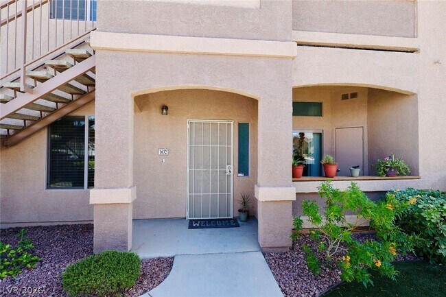 Building Photo - 8805 Jeffreys St