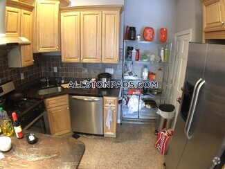 Building Photo - 47 Allston St