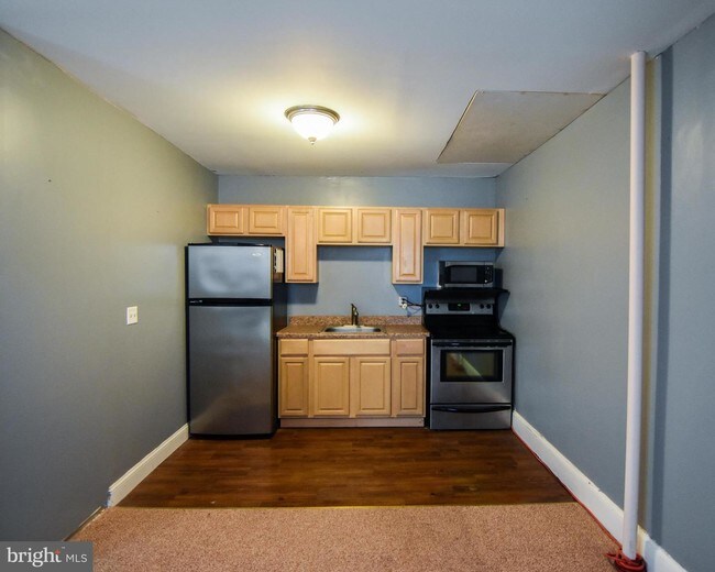 Foto del edificio - 3623 Falls Rd