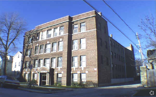 Building Photo - Claridge Hotel Apartments