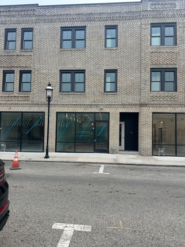 Primary Photo - Welcome to the Oswalds Place Apartments!