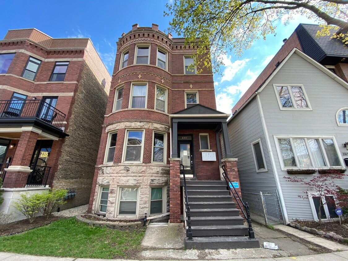 2317 W Roscoe St Unit G, Chicago, IL 60618 Condo for Rent in Chicago