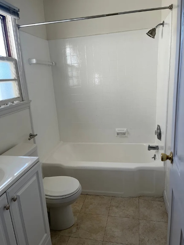 Building Photo - 10331 Ashton Ave