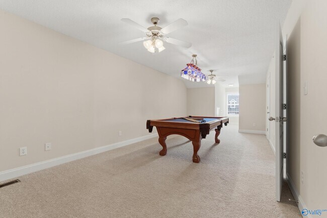 Foto del edificio - 438 Shamrock Dr