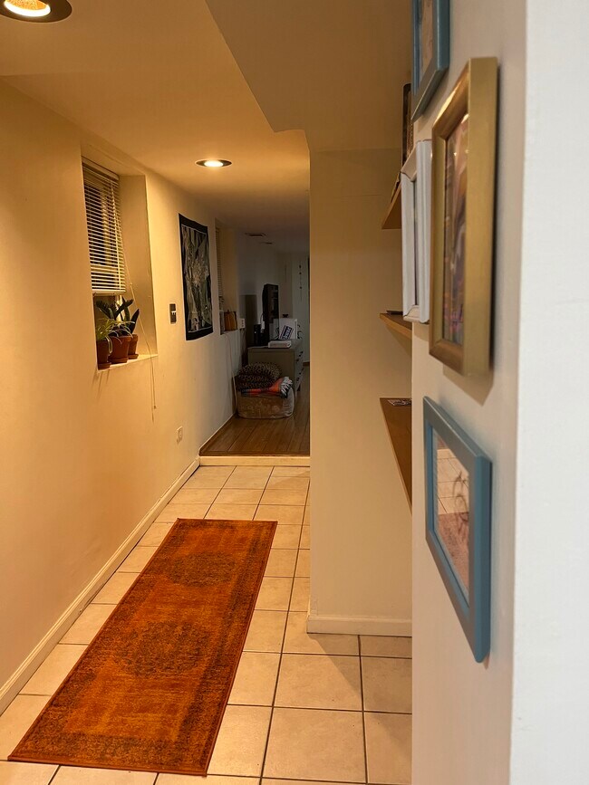 Foto del edificio - 2941 N Whipple St