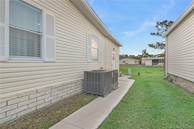 Foto del edificio - 7073 SE Birchwood Ln