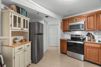Building Photo - 1361 S Ocean Blvd