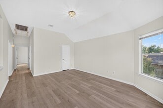 Building Photo - 1727 Emma Cove Ct