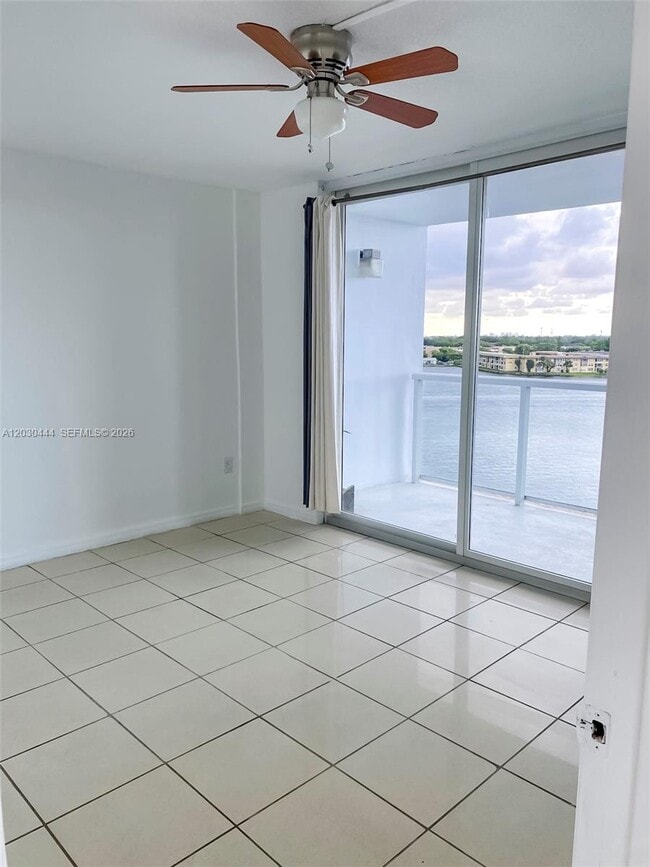 Building Photo - 1301 NE Miami Gardens Dr