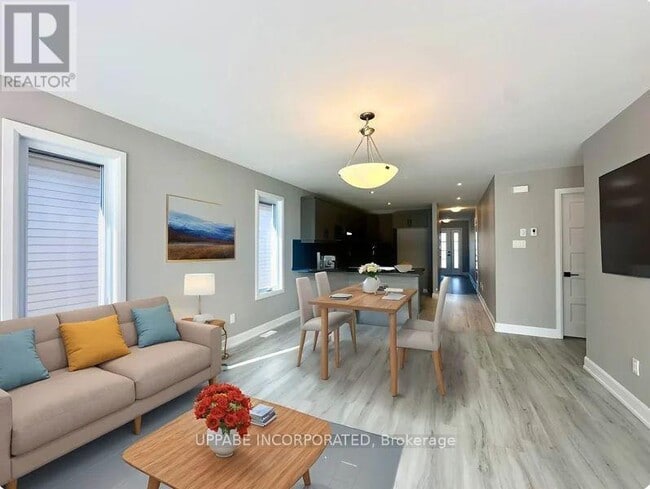 Building Photo - 1232 Montblanc Cres