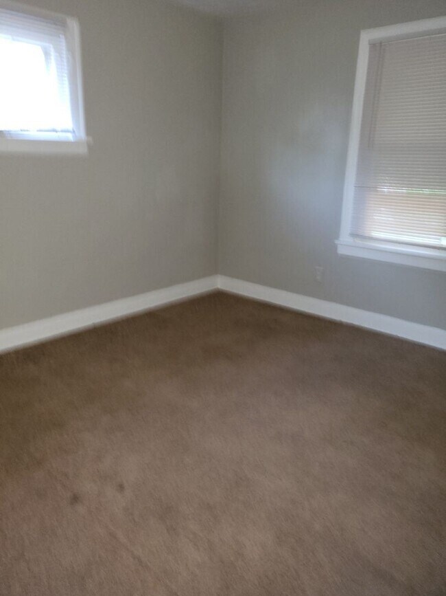 Foto del edificio - 4 br, 1.5 bath House - 893 Keystone Dr.