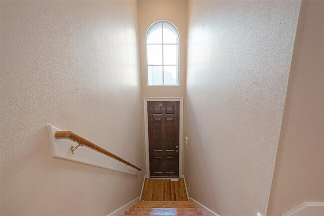 Building Photo - 155 Asbury St