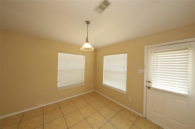 Building Photo - 2919 Autumnbrook Ln