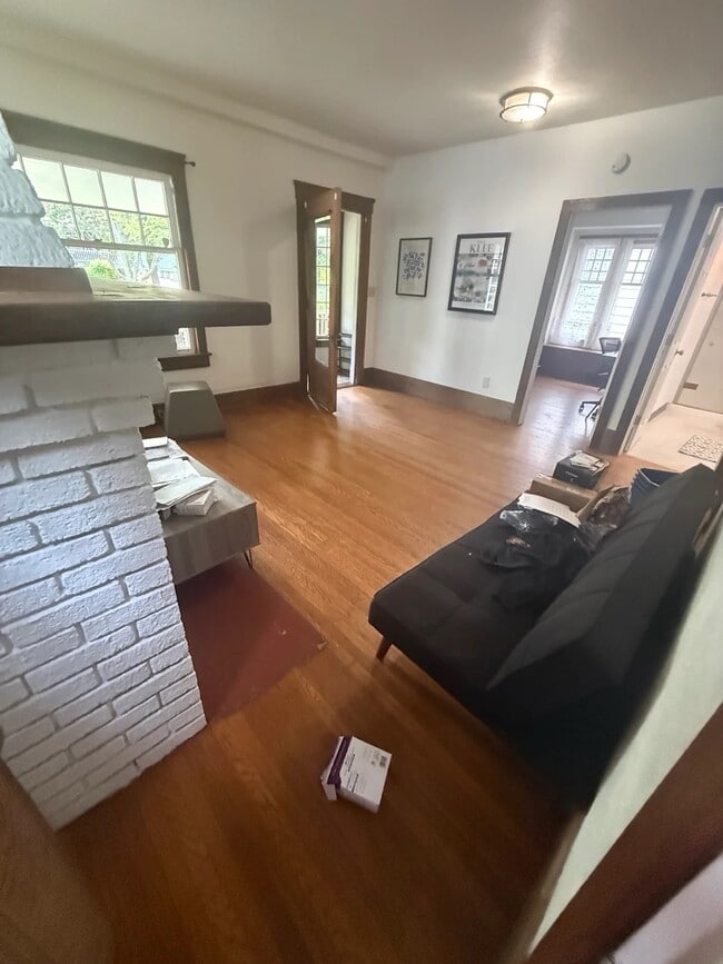 Building Photo - 2226 Bellfield Ave