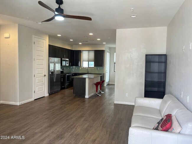 Foto del edificio - 2090 S Dorsey Ln