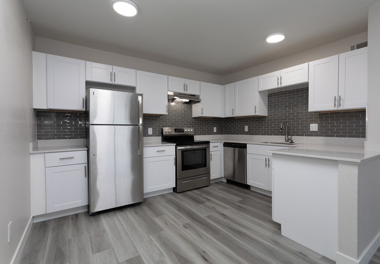 The Vistas on Fort Lowell 3828 E Fort Lowell Rd Tucson, AZ