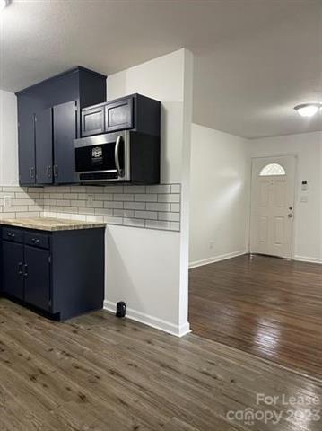 Foto del edificio - 512 W Robinson St