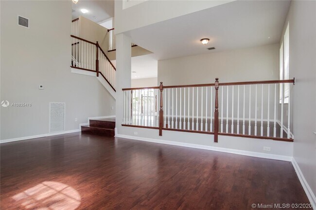 Foto del edificio - 15855 SW 51st St
