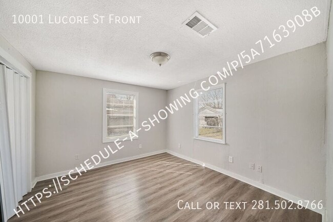 Building Photo - 10001 Lucore St