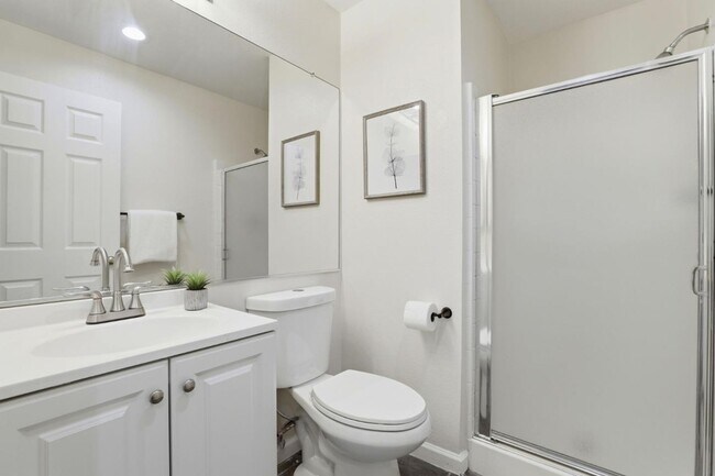 Foto del edificio - 6121 Lambeck Ln