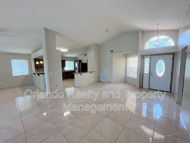 Building Photo - 2505 Kingston Ct