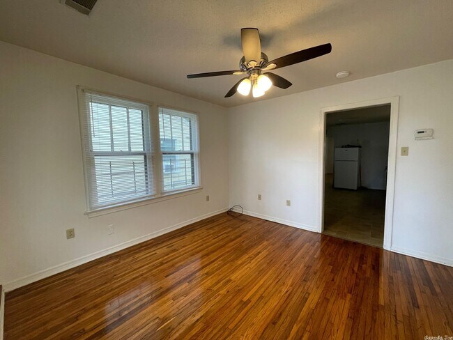 Foto del edificio - 4512 W 29th St