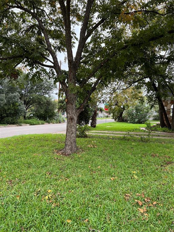 Foto del edificio - 941 E 52nd St