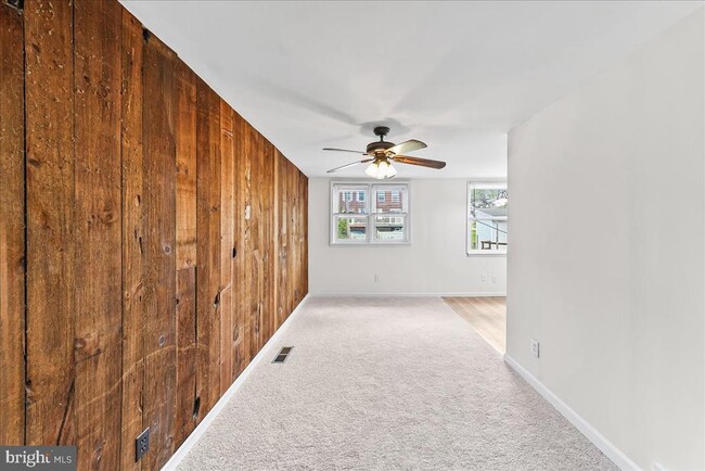 Building Photo - 5205 Westbrook Dr