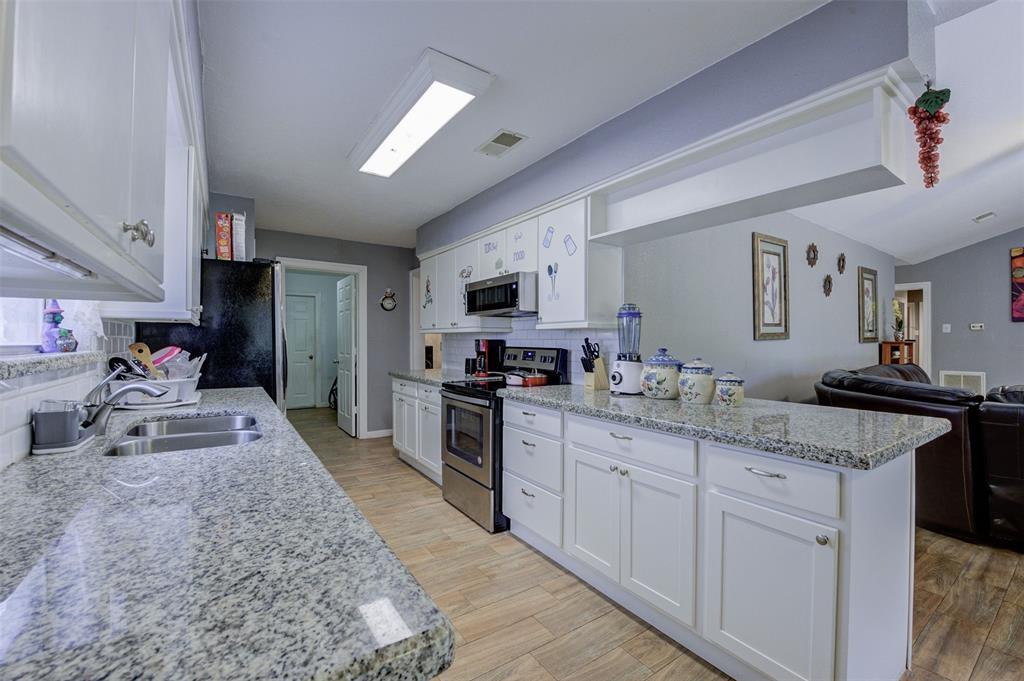 7438 Tall Pines Dr, Houston, TX 77088 House Rental in Houston, TX