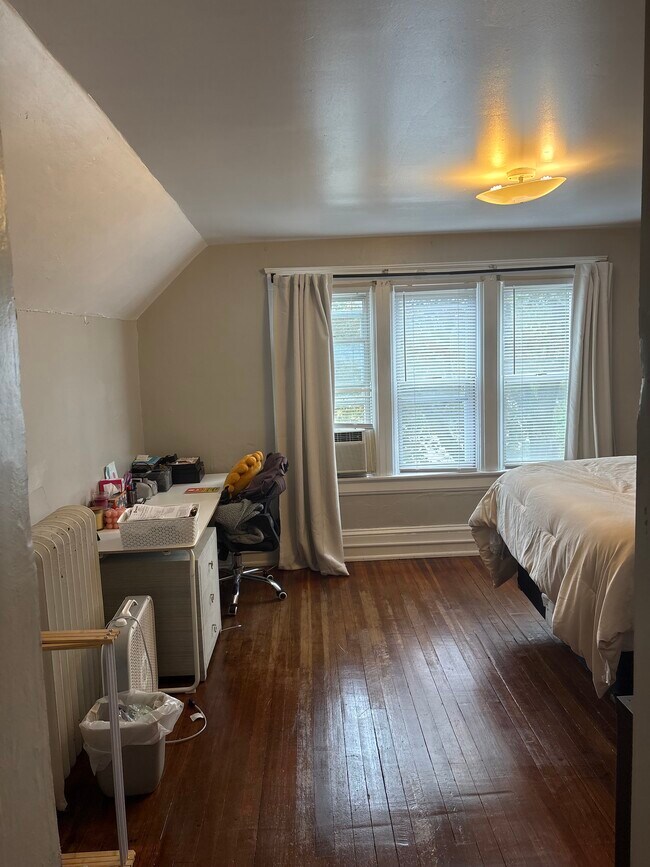 Foto del edificio - 302 Mitchell St