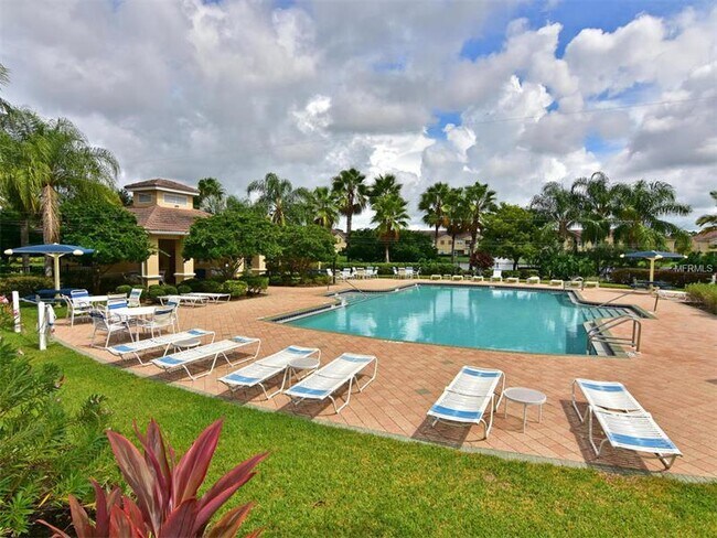 Foto del edificio - 3658 Parkridge Cir