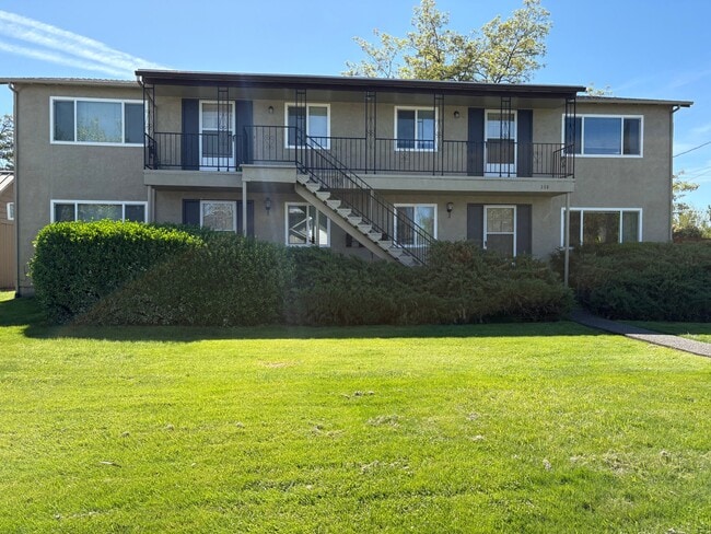 Building Photo - 350 Alder St
