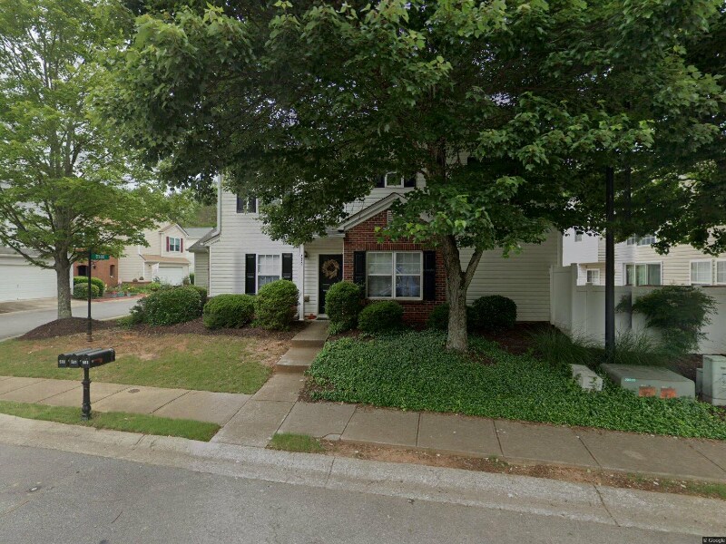 Primary Photo - 579 W Oaks Dr