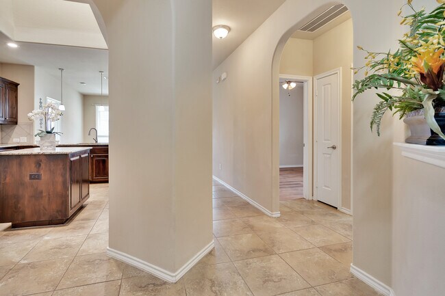 Foto del edificio - 117 Oakmont Dr