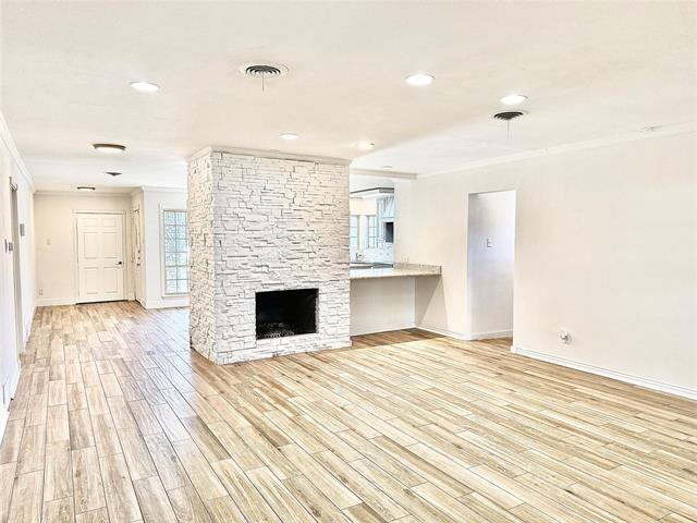 Foto del edificio - 4084 Purdue Ave