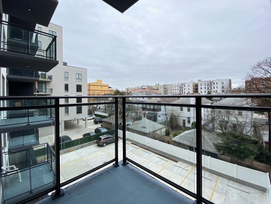 Foto del edificio - 0 bedroom in Brooklyn NY 11229